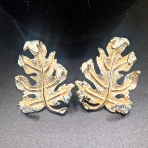 Vintage Sarah Coventry Clip Earrings